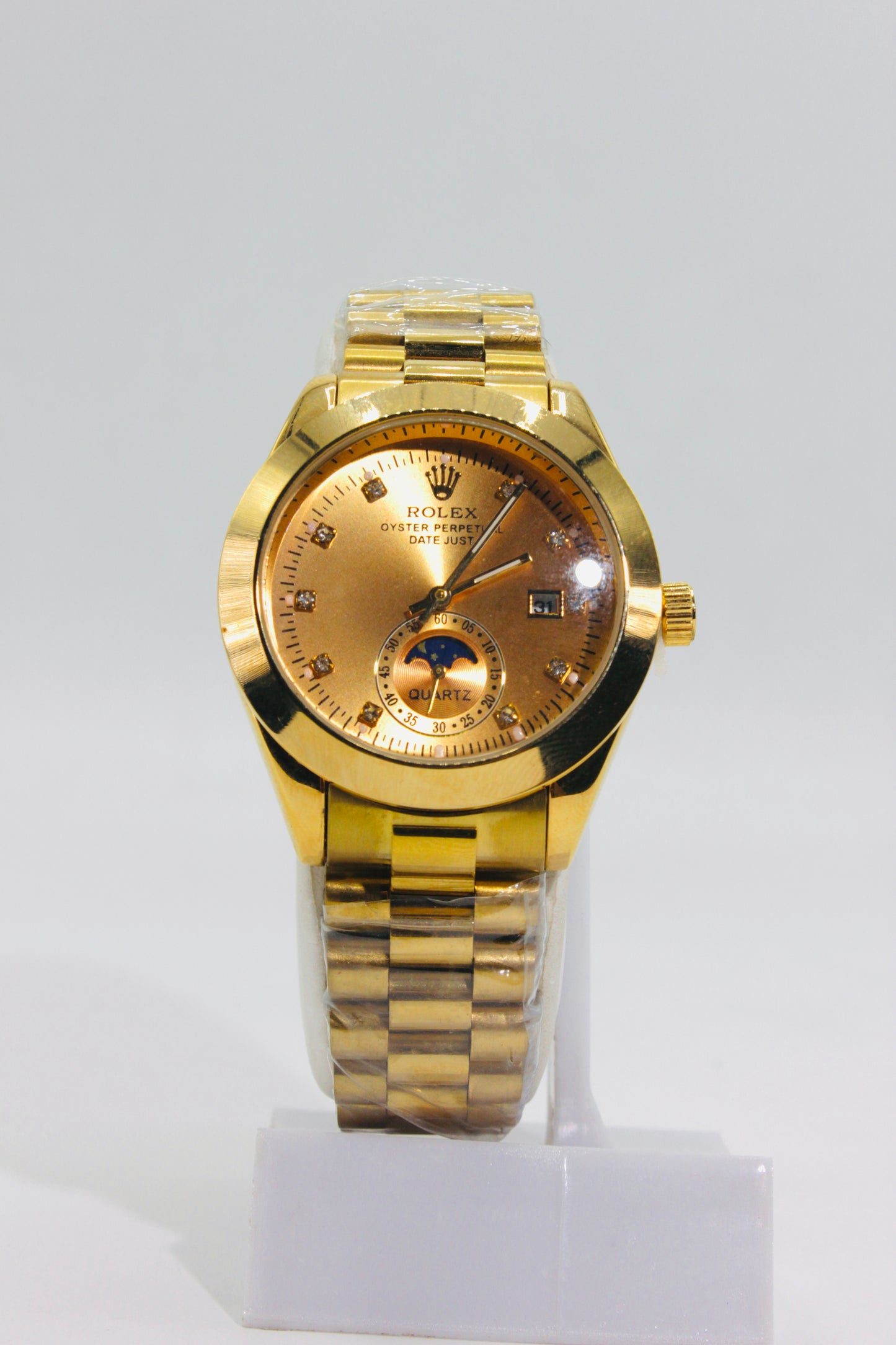 Rolex Submariner Golden for Men – Elegant Swiss Quartz Watch (35mm)