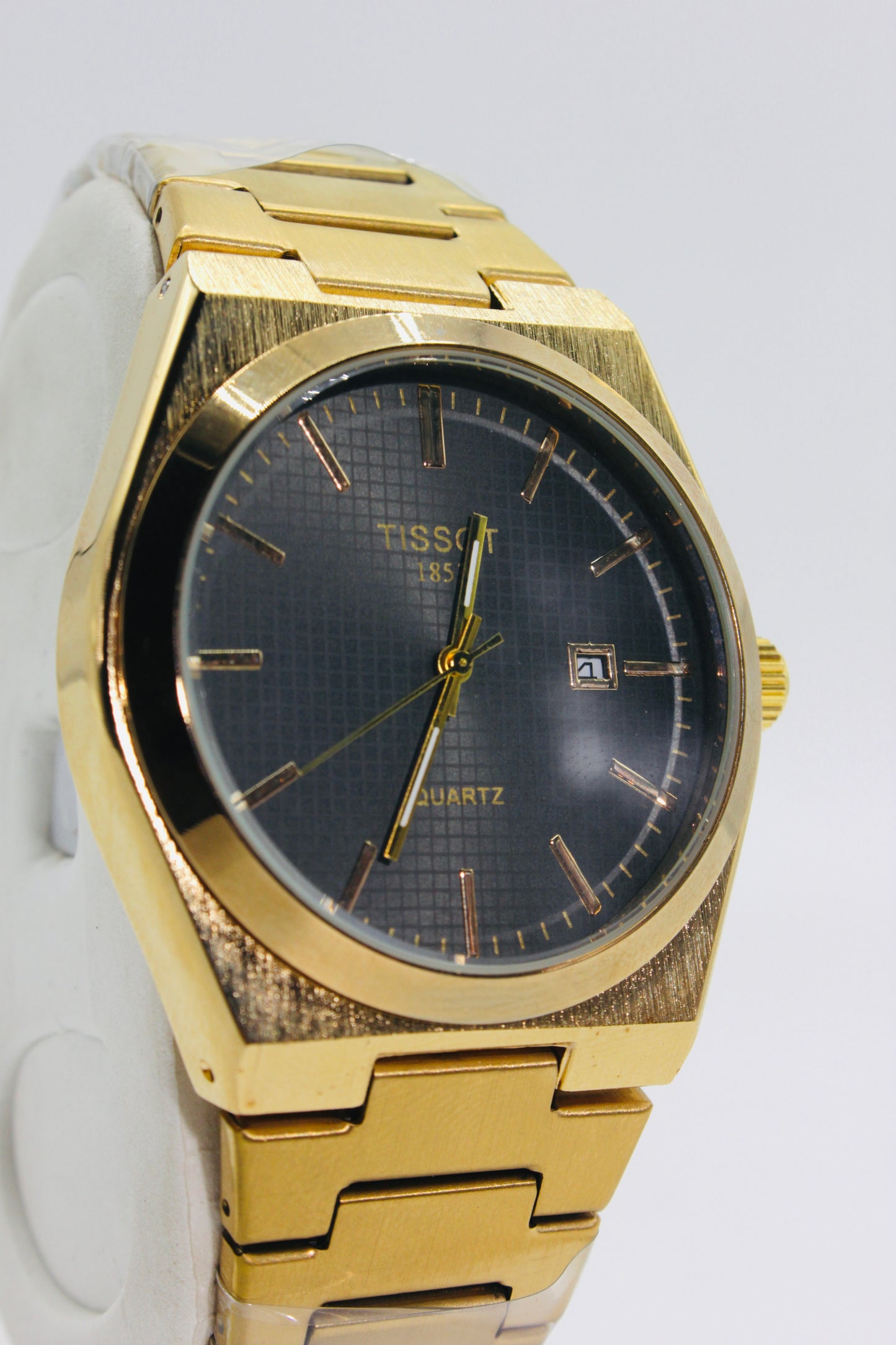 Tissot PRX for Men – Elegant Swiss Quartz Watch with Black Dial (35mm)