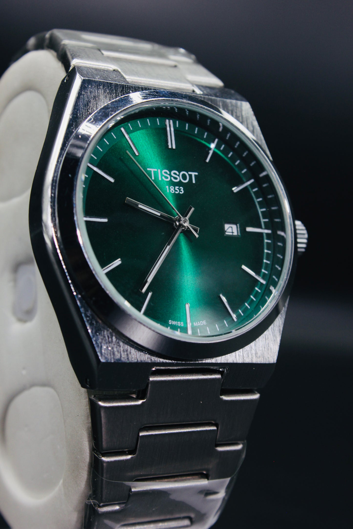 Tissot PRX for Men – Elegant Swiss Quartz Watch with Green Dial (35mm)