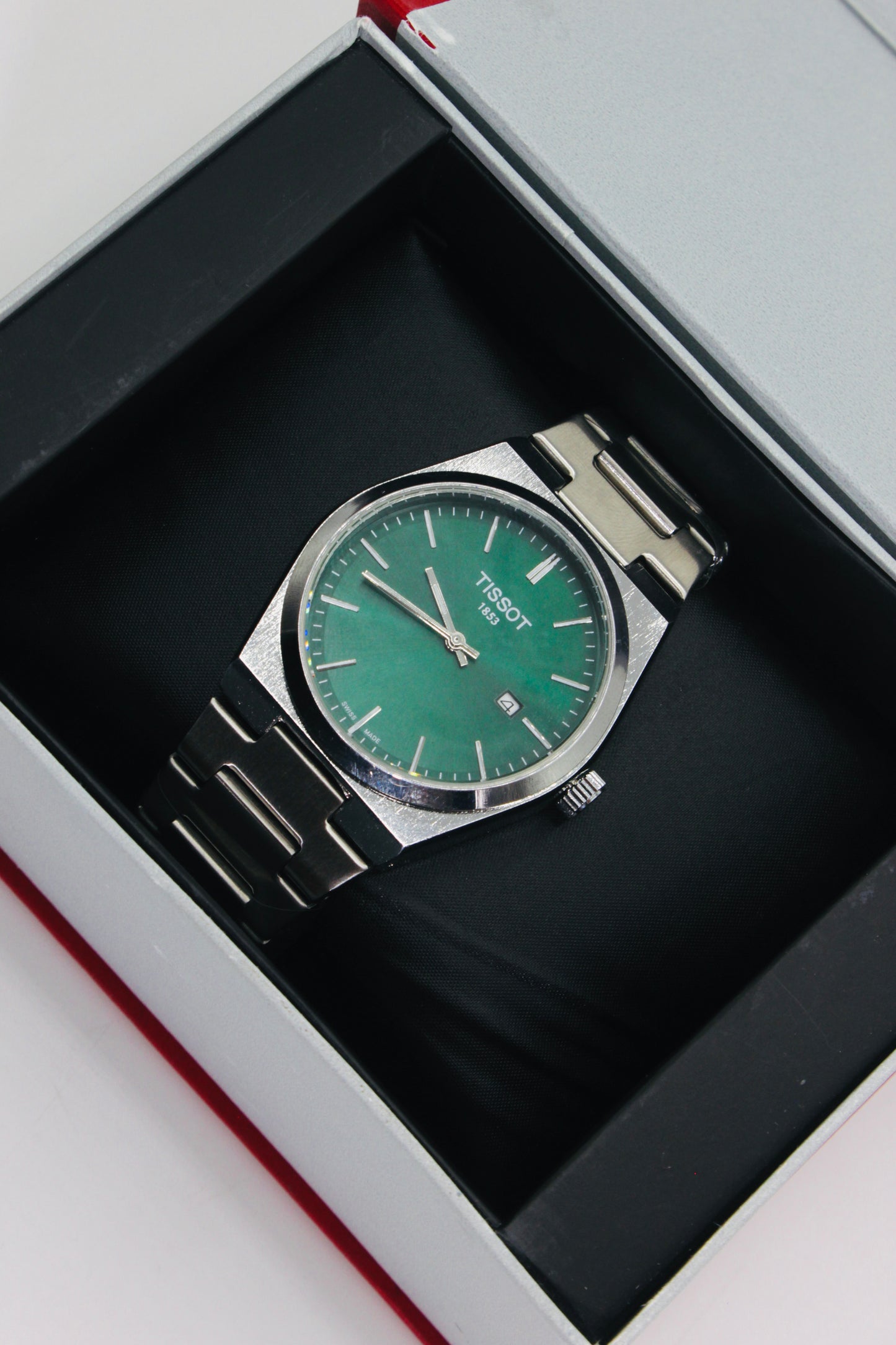 Tissot PRX for Men – Elegant Swiss Quartz Watch with Green Dial (35mm)